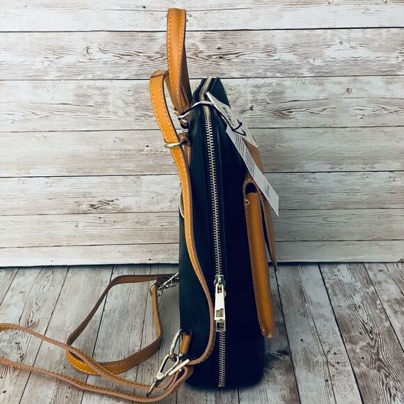 NWT DIVINA FIRENZE Black Tan Pebbled Italian Leather Convertible Backpack Bag main image 14